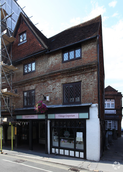 61 West St, Dorking for lease - Primary Photo - Image 1 of 6