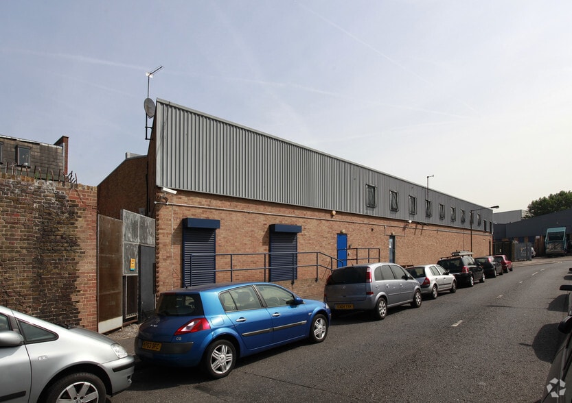 57 Sandgate St, London for sale - Building Photo - Image 2 of 2