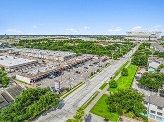 More details for 2110-2136 Holly Hall St, Houston, TX - Retail for Sale