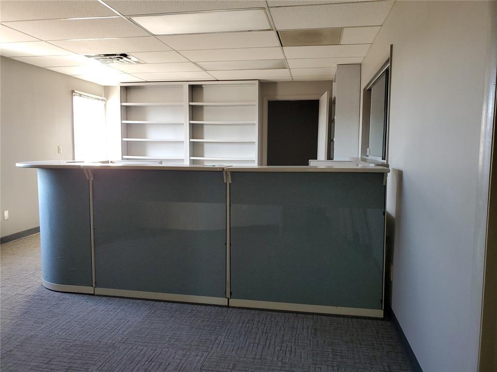 1958 1st Ave NE, Cedar Rapids, IA for sale Interior Photo- Image 1 of 1