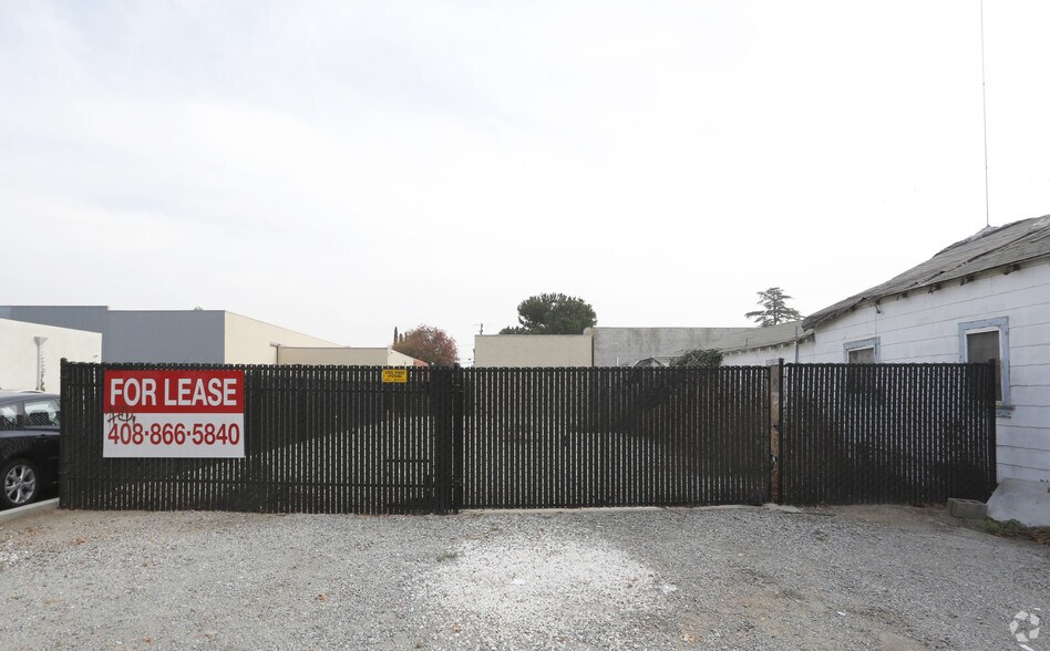 48 Railway Ave, Campbell, CA 95008