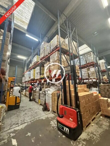Industrial in Aulnay-sous-Bois for lease - Building Photo - Image 2 of 9