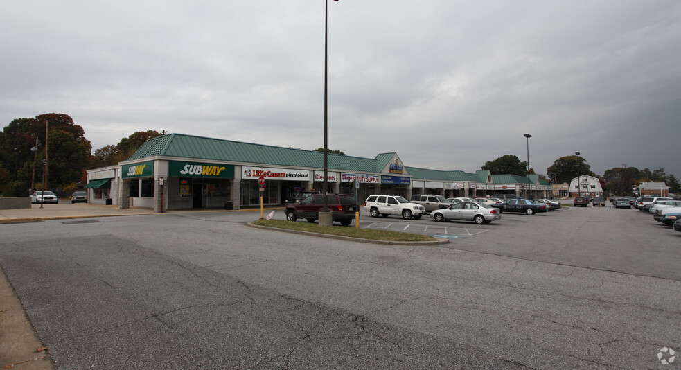 5604-5722 Ritchie Hwy, Baltimore, MD for lease - Primary Photo - Image 1 of 4