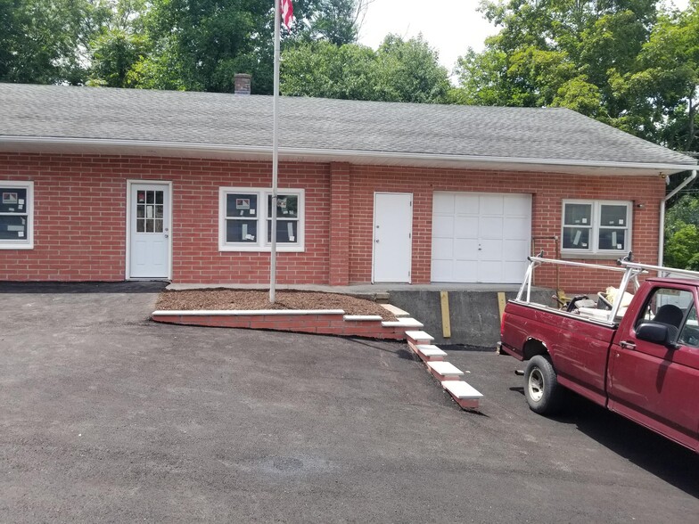 100 S Main St, Seymour, CT for lease - Building Photo - Image 2 of 6