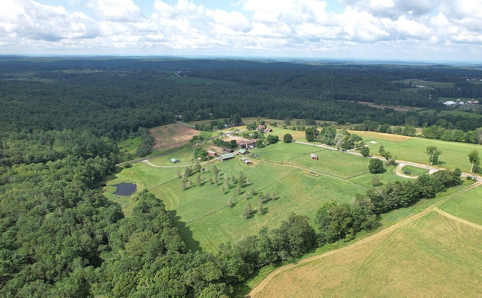 282 Shore Rd, Swan Lake, NY for sale - Building Photo - Image 2 of 52