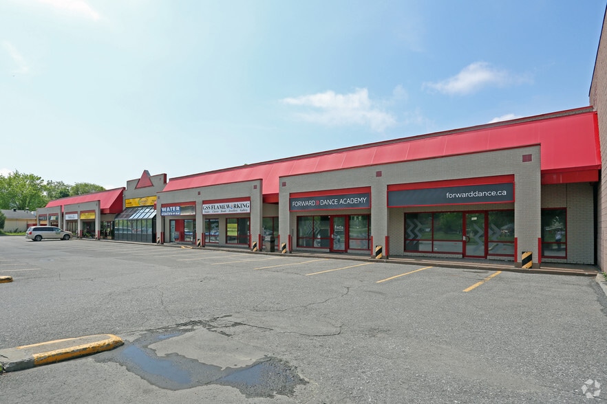 911 Richmond Rd, Ottawa, ON for lease - Primary Photo - Image 1 of 2