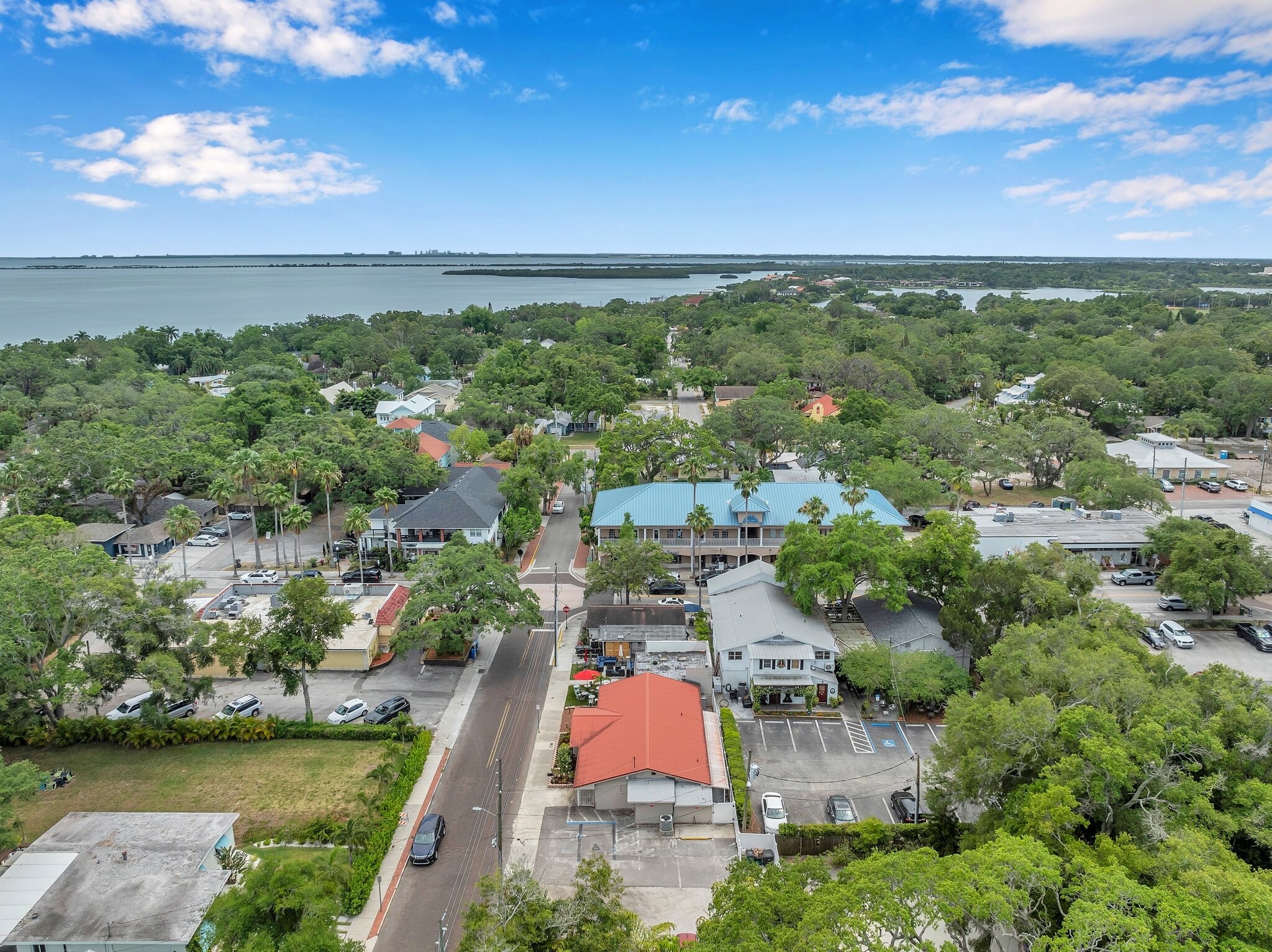 125 5th Ave N, Safety Harbor, FL for lease Building Photo- Image 1 of 25