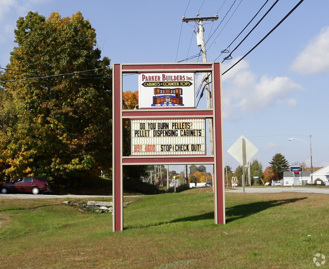 5 Intervale Rd, Jay, ME 04239