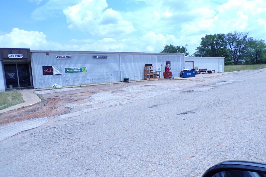 1027 E Northeast Loop 323, Tyler, TX for sale - Building Photo - Image 1 of 1