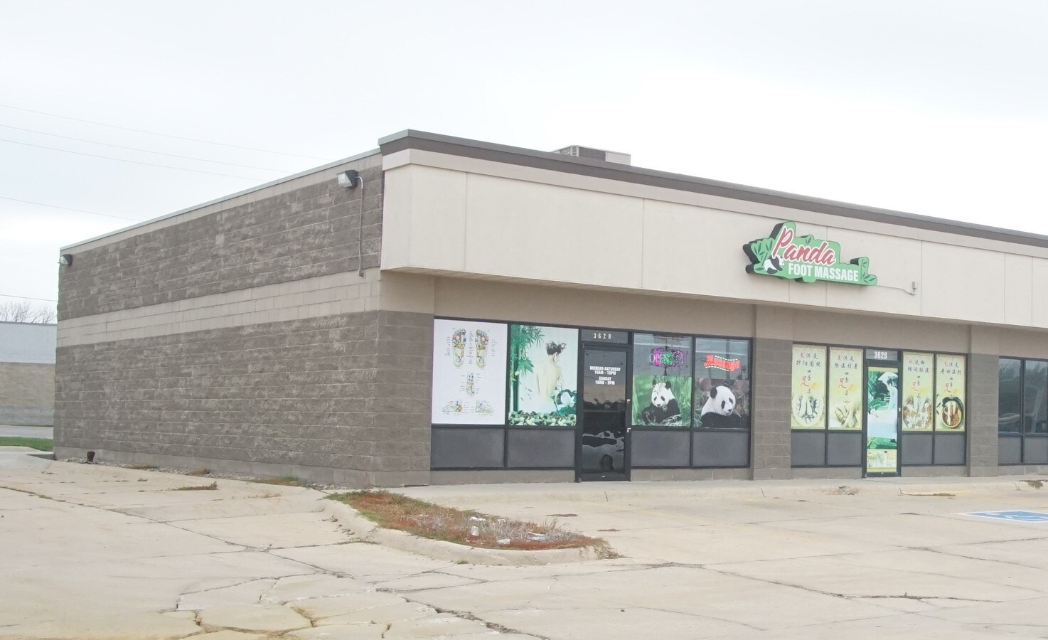 36203628 Kimball Ave, Waterloo, IA 50702