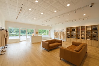 784 US Highway 1, North Palm Beach, FL for lease Interior Photo- Image 1 of 8