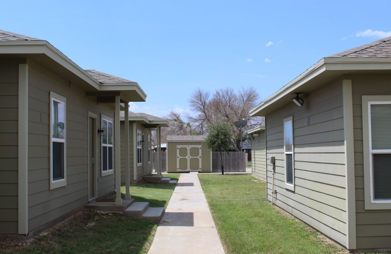 1306 E 12th St, Big Lake, TX for sale Building Photo- Image 1 of 1