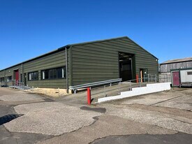 Thornhill Court - Warehouse