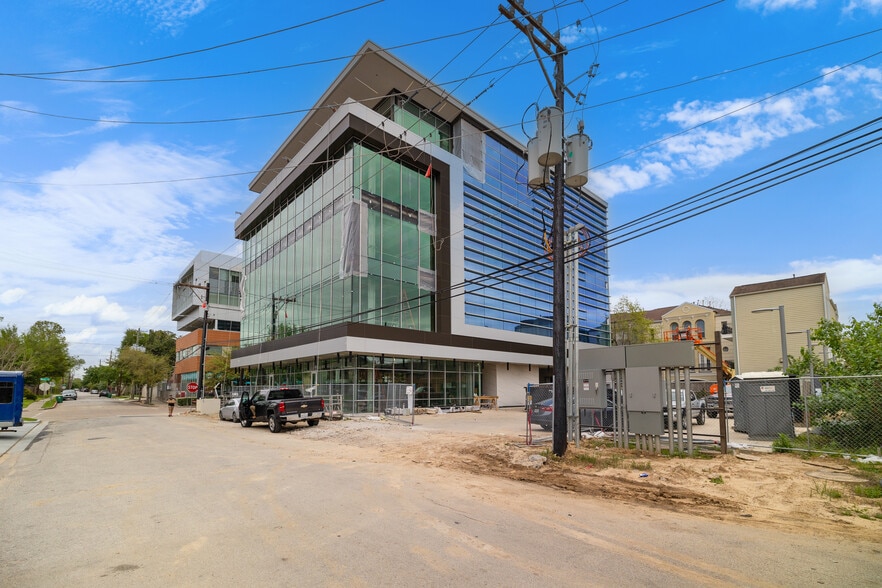 1802 Binz St, Houston, TX for lease - Building Photo - Image 3 of 8