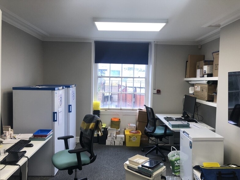 6 Marlborough Pl, Brighton for lease - Interior Photo - Image 3 of 3