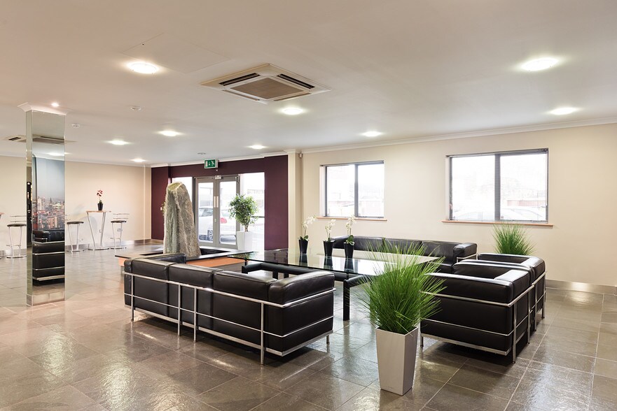 5 Union St, Manchester for lease - Interior Photo - Image 2 of 5