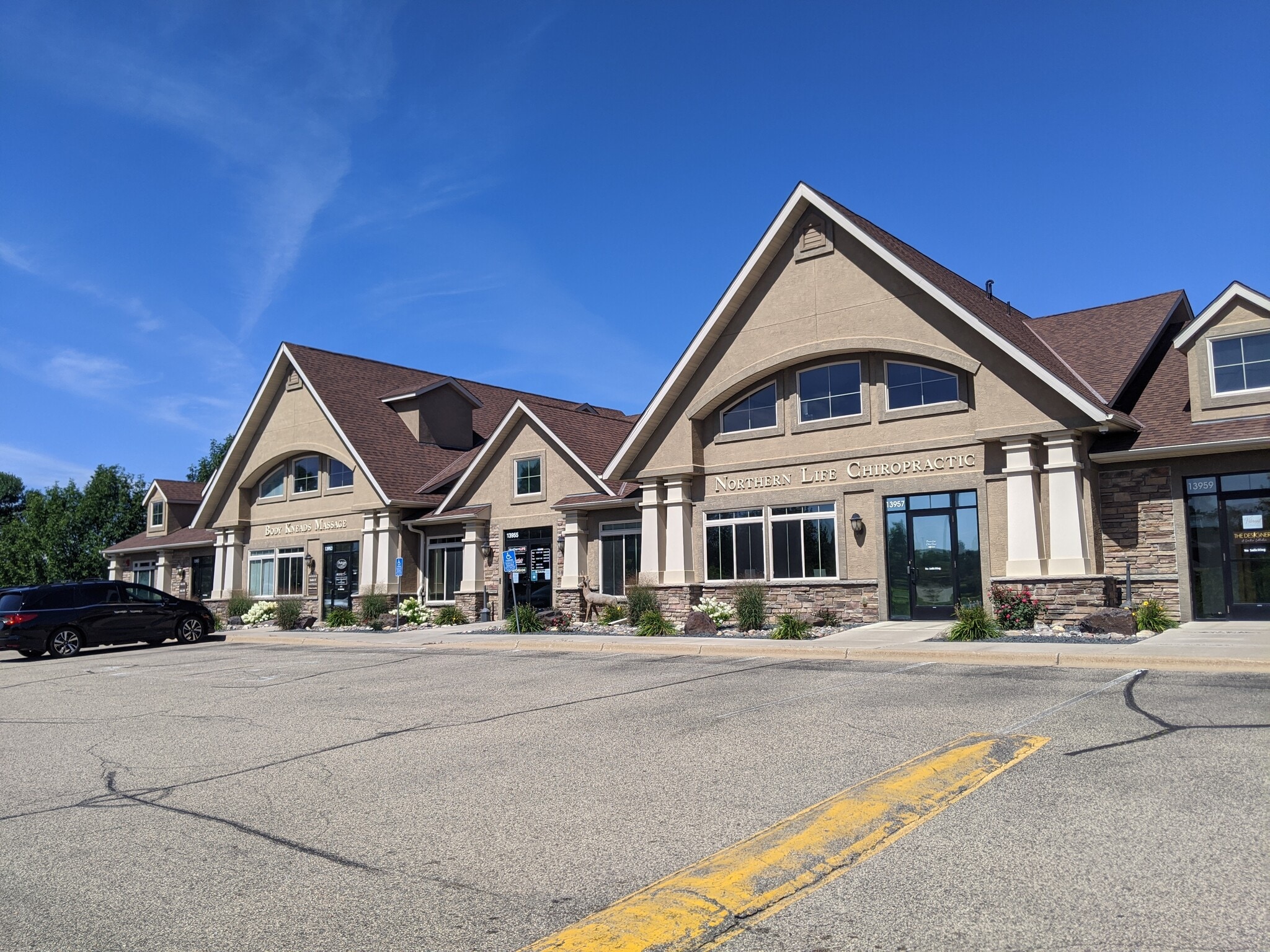 13951-13959 W Preserve Blvd, Burnsville, MN for lease Building Photo- Image 1 of 30