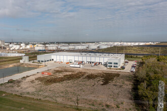 1015 Red Bluff Rd, Pasadena, TX - aerial  map view