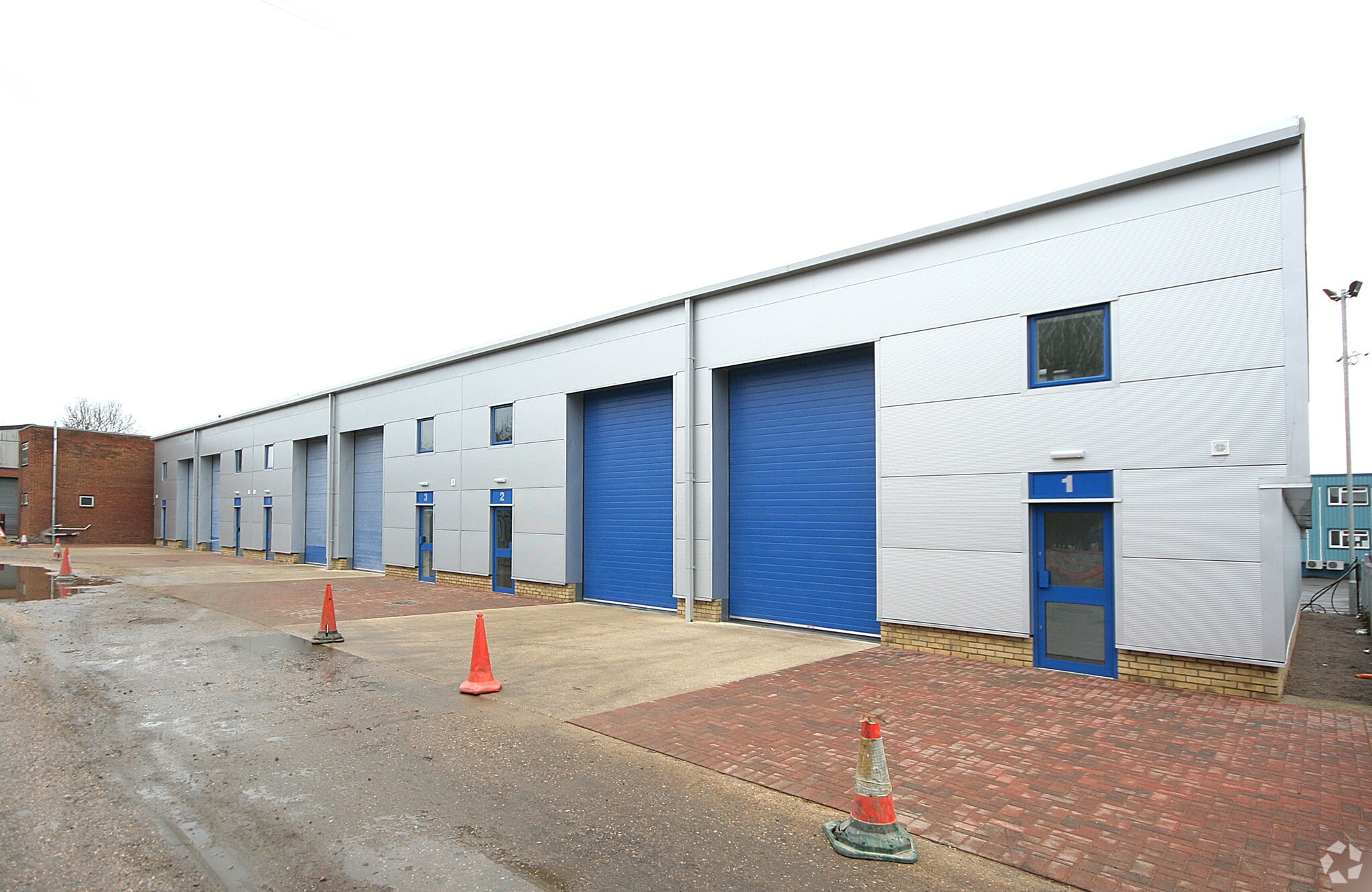 Charlton Mead Ln, Hoddesdon for sale Primary Photo- Image 1 of 1