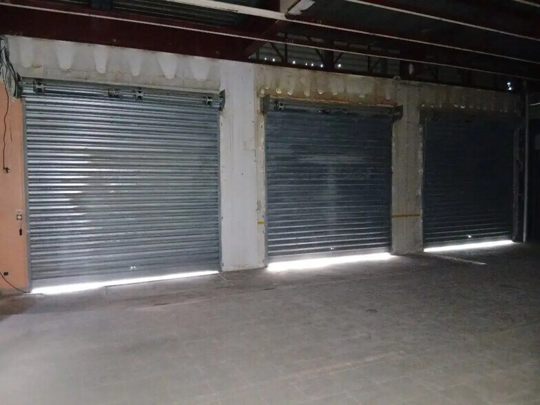 Flex in Chalezeule for lease - Building Photo - Image 2 of 4