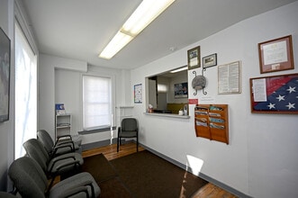 422 Summit Ave, Oconomowoc, WI for lease Interior Photo- Image 1 of 19