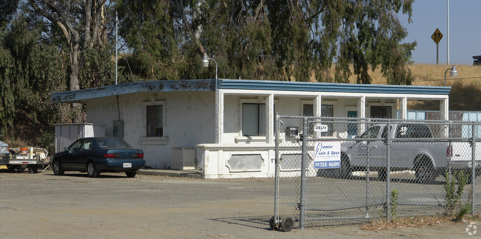 6113 Bridgehead Rd, Oakley, CA for sale - Primary Photo - Image 1 of 1