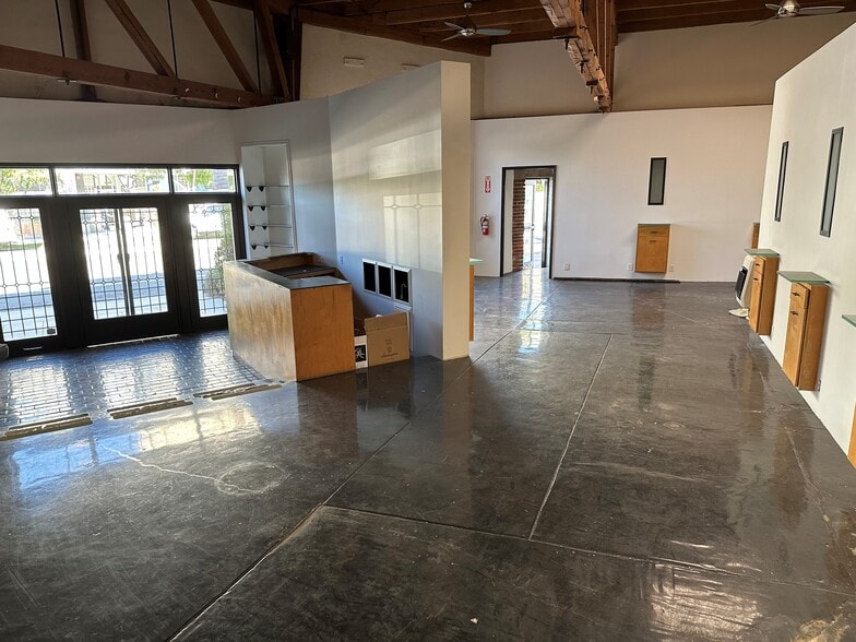 3741-3749 Park Blvd, San Diego, CA for lease - Building Photo - Image 3 of 7