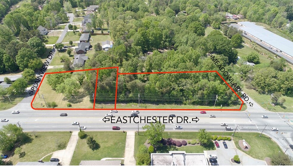 2303 and 2305 Eastchester Drive, High Point, NC for sale - Primary Photo - Image 1 of 2