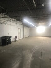 38 Cherry Ln, Floral Park, NY for lease Interior Photo- Image 1 of 1