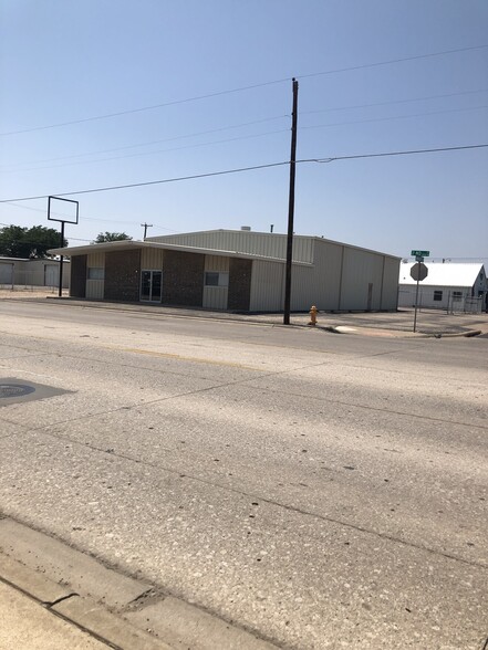 1400 W 2nd St, Odessa, TX for lease - Primary Photo - Image 1 of 16