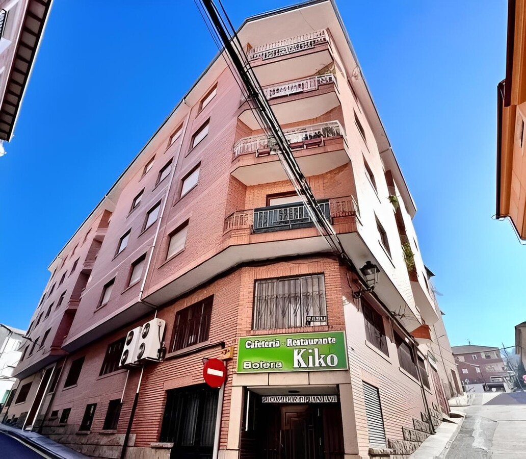 Arenas de San Pedro, AVI 05400 - Unit 01 -  - Interior Photo - Image 1 of 1