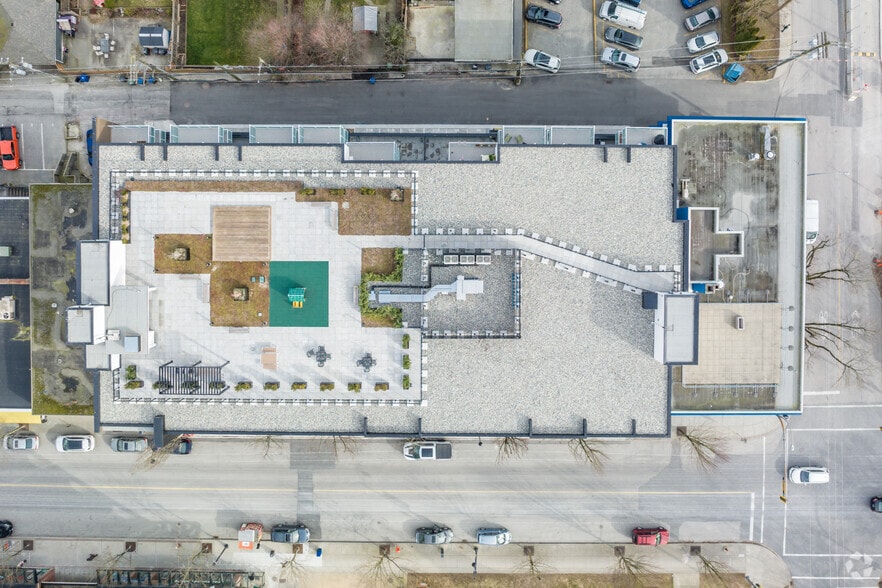 408 Columbia St E, New Westminster, BC for sale - Aerial - Image 3 of 12