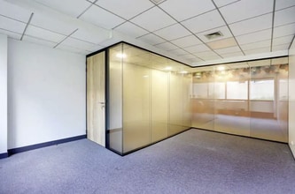 80 Rue Anatole France, Levallois-Perret for lease Building Photo- Image 2 of 6
