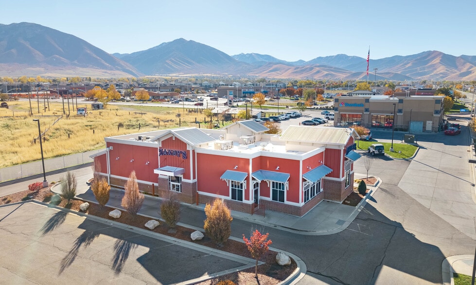 1064 N Main St, Tooele, UT for lease - Building Photo - Image 1 of 5