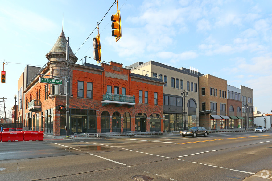 22001-22041 Michigan Ave, Dearborn, MI for sale - Building Photo - Image 1 of 1