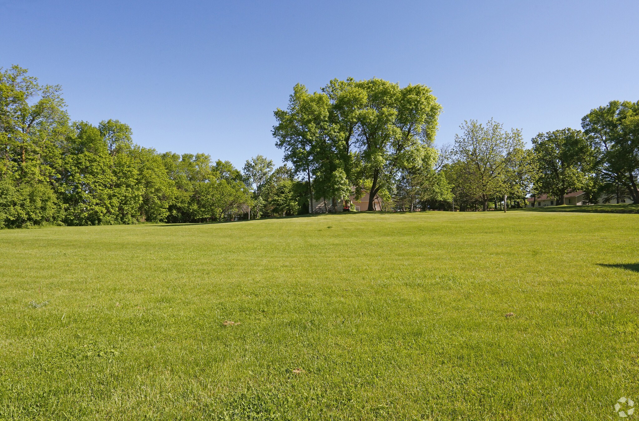 1810 6th Ave E, Alexandria, MN for sale Primary Photo- Image 1 of 1
