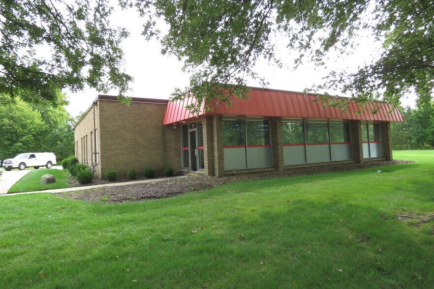 19645 Progress Dr, Strongsville, OH 44149