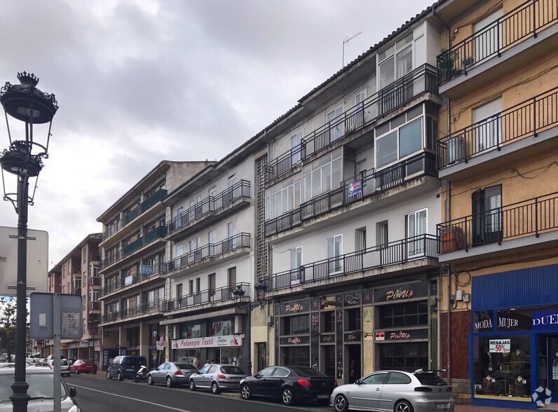 Avenida de Portugal, 37, Ávila, Ávila for sale - Building Photo - Image 2 of 2