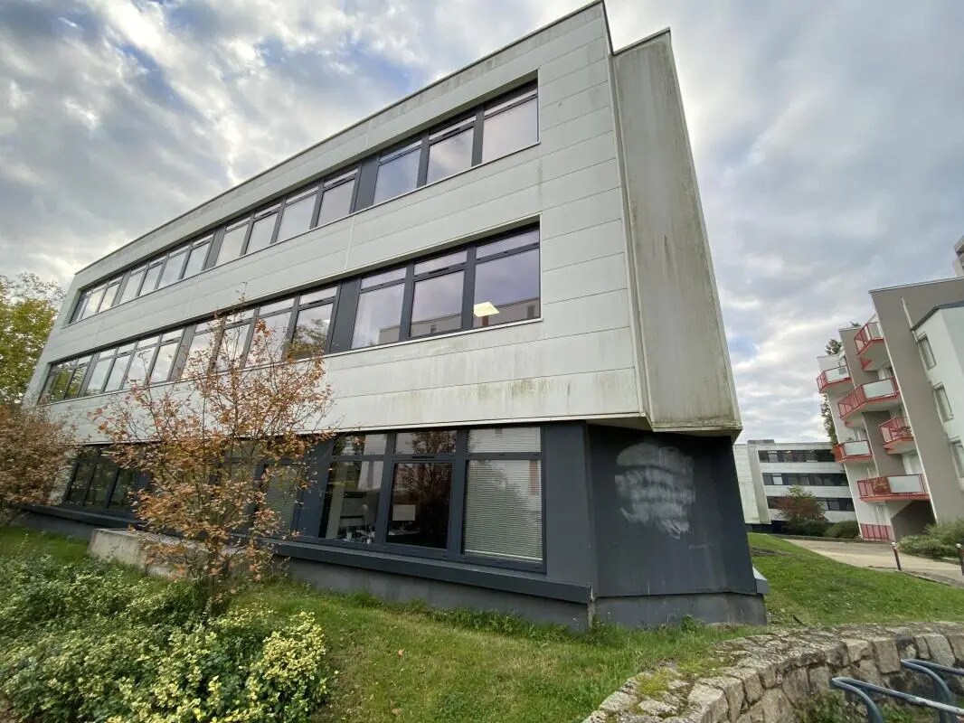 Office in Rennes for sale Building Photo- Image 1 of 10