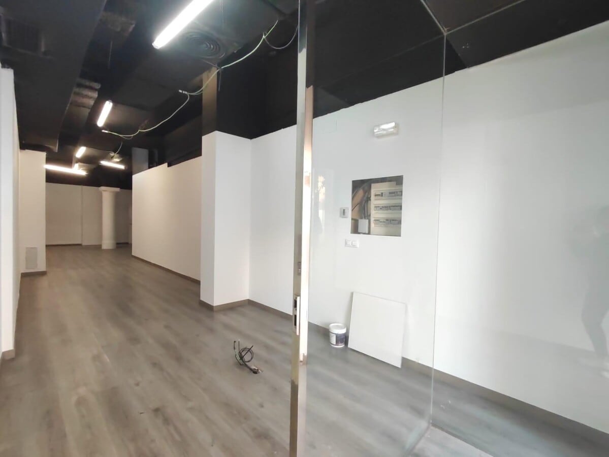 Manresa, BAR 08241 - Unit - -  - Interior Photo - Image 1 of 13