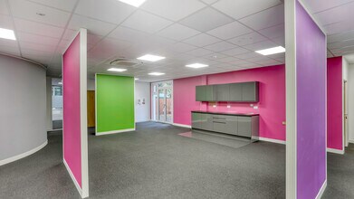 2B Herongate, Hungerford for lease Interior Photo- Image 2 of 2