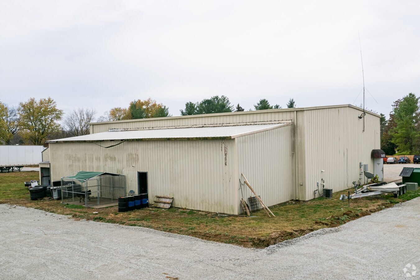 464 Bells Mill Rd, Shepherdsville, KY 40165