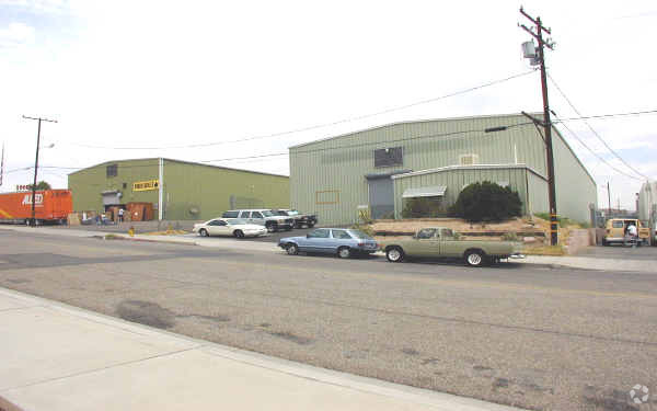 160-170 Eastgate Rd, Barstow, CA for lease - Building Photo - Image 2 of 24