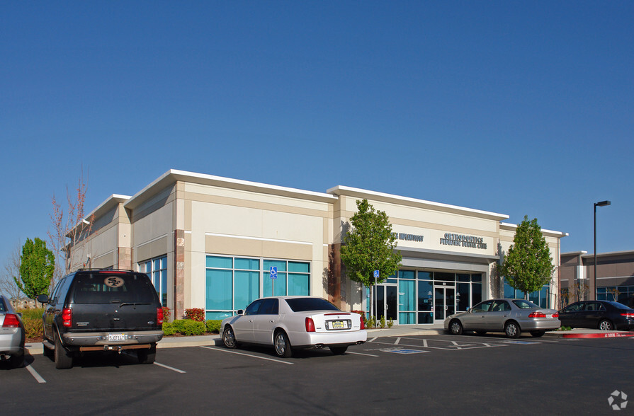 4010 Truxel Rd, Sacramento, CA for lease - Primary Photo - Image 2 of 10