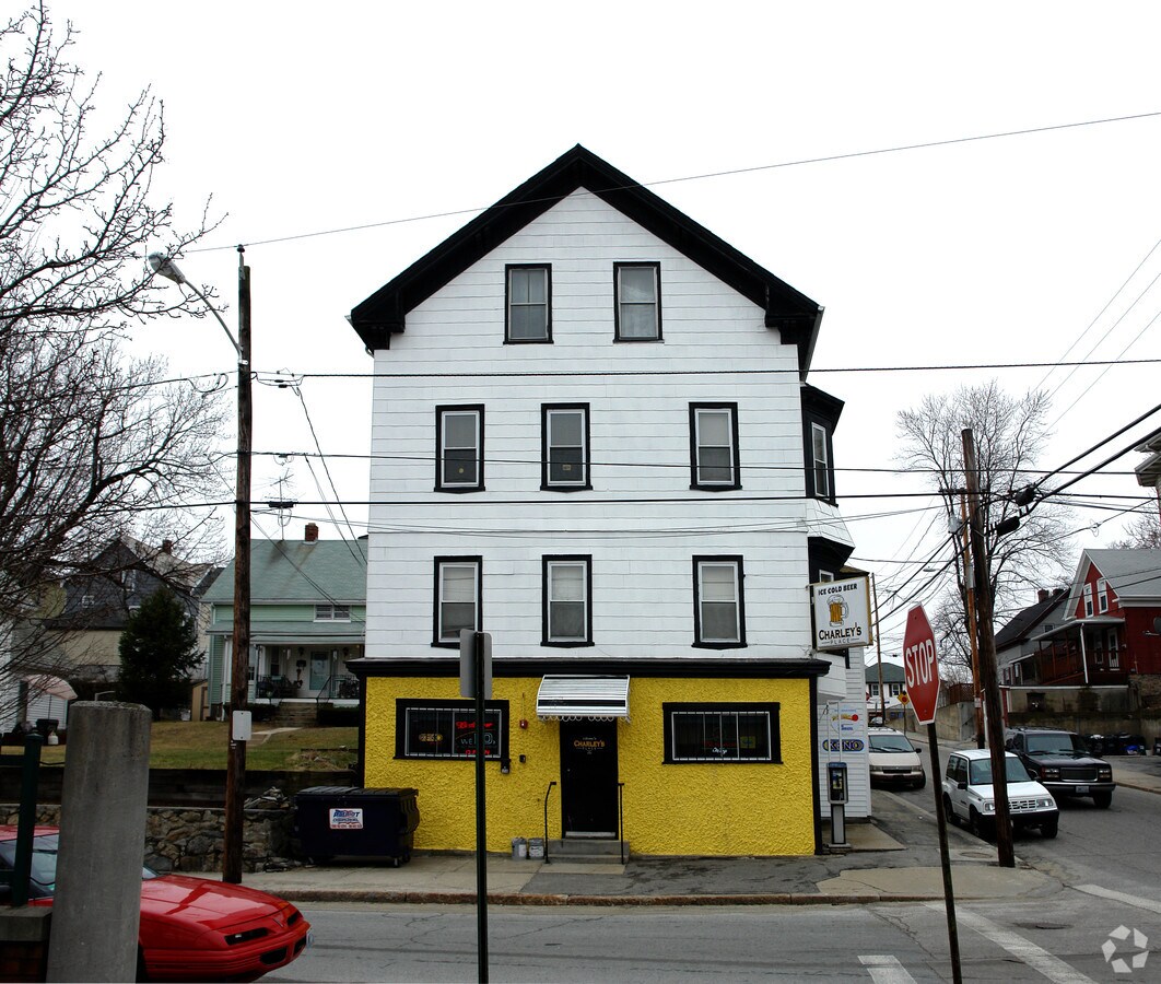 158 1St Ave, Woonsocket, RI 02895 Property Record