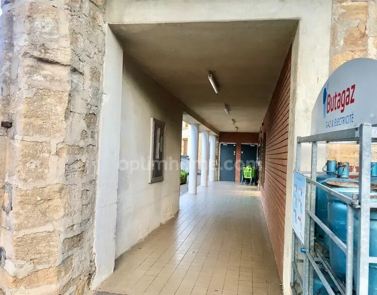 Retail in Mouzon for sale - Building Photo - Image 3 of 6