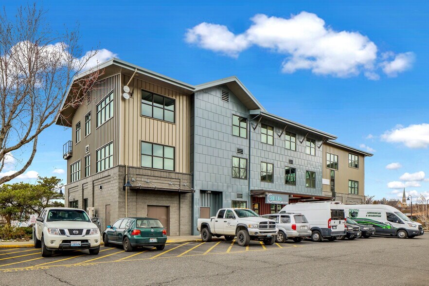 19 Bellwether Way, Bellingham, WA for sale - Building Photo - Image 1 of 1