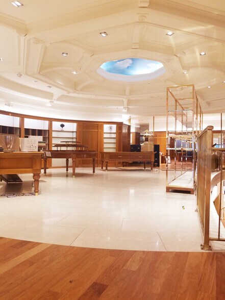 181 Greenwich Ave, Greenwich, CT for lease - Interior Photo - Image 3 of 10