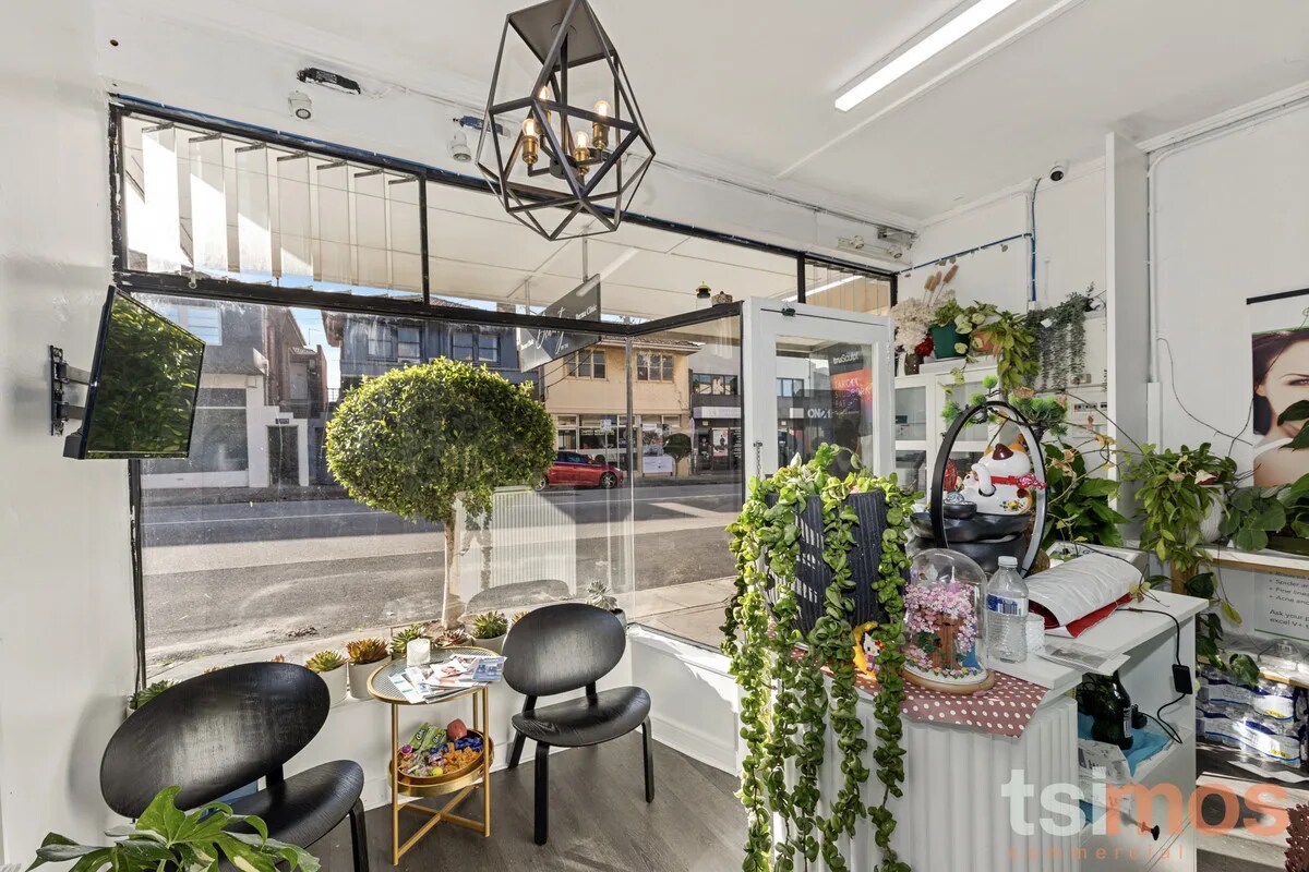 428 Waverley Rd, Malvern East for lease Interior Photo- Image 1 of 4