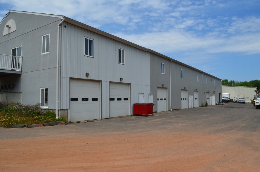 42 Ozick Dr, Durham, CT for lease - Building Photo - Image 3 of 5